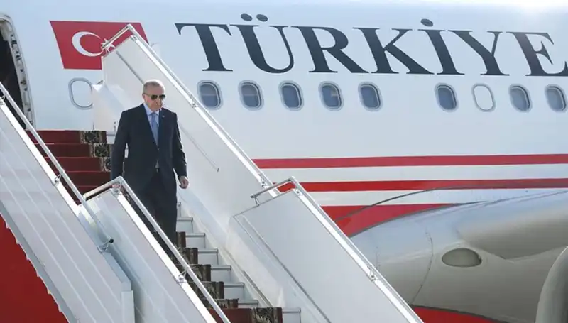 Cumhurbaşkanı Erdoğan, İtalya Resmi Ziyaretinin Ardından Yurda Döndü