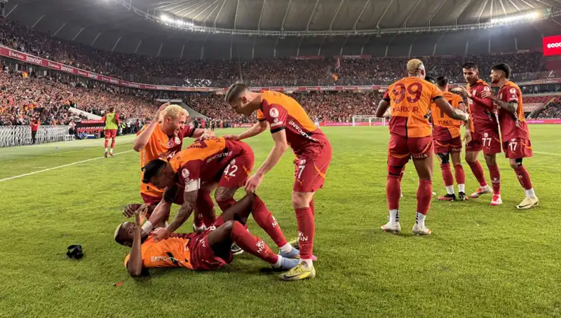 Galatasaray, Şampiyonluk İçin Son Maçta 1 Puanla Yetinebilir!