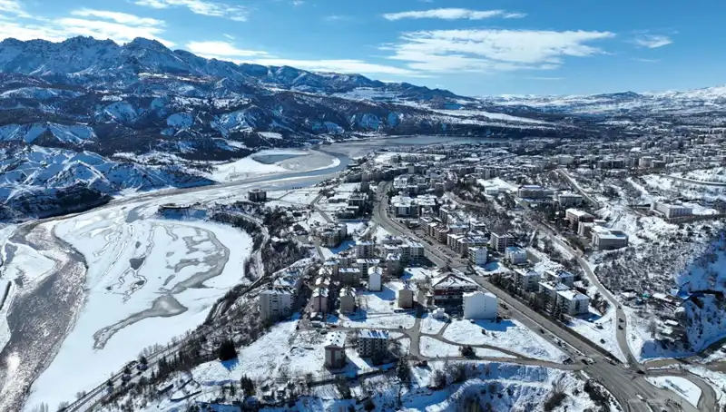 Tunceli'de Şiddetli Yağışlar 131 Köy Yolunu Ulaşıma Kapattı