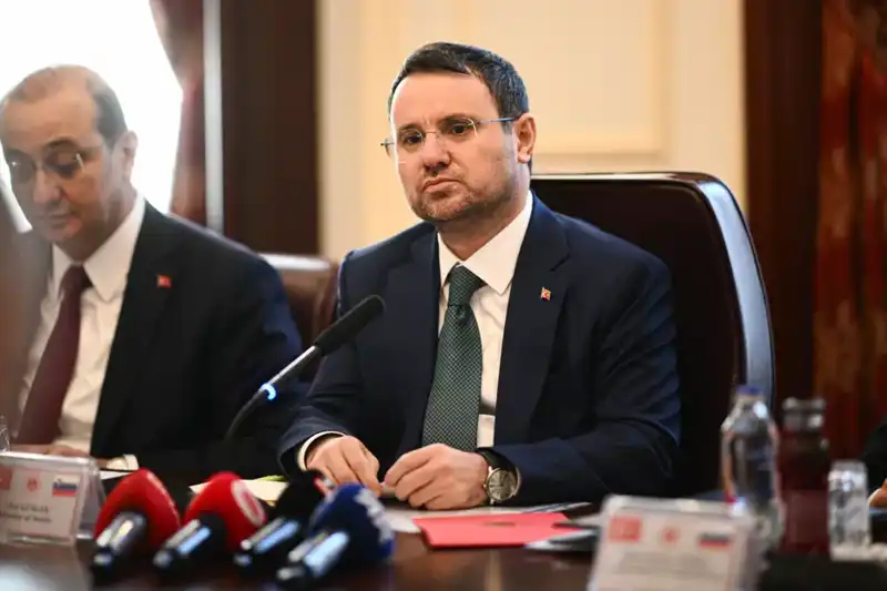 Akın Gürlek'ten Güçlü Mesaj: Adımlarımızı Kararlılıkla Atıyoruz