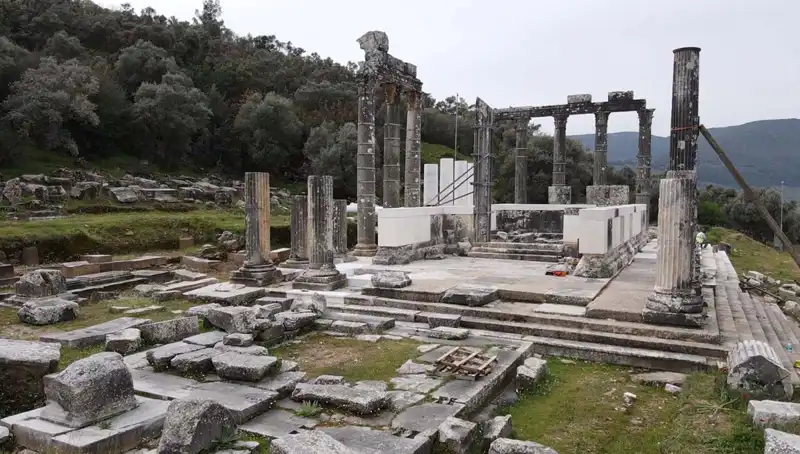 Zeus Tapınağı Restorasyonu Hız Kazandı: Tarih Yeniden Hayat Buluyor