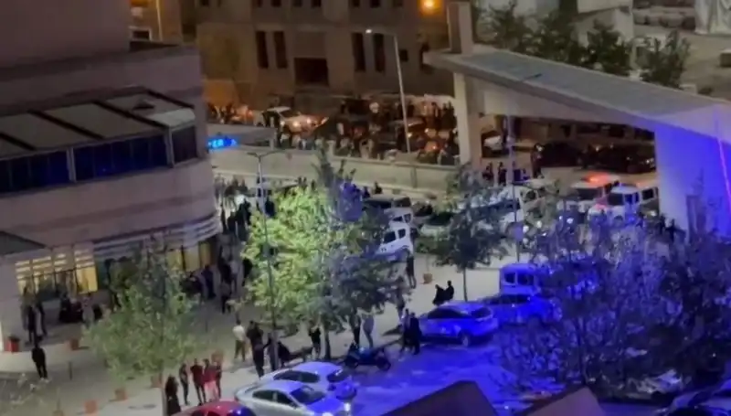 Halay Başında Kanlı Kavga: Bir Bıçaklama ve Dört Yaralı