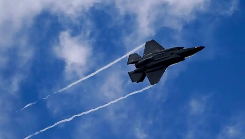 Atina'da Türkiye'nin F-35 Endişesi: ABD'nin Karışık Sinyalleri