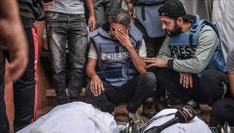 Gazze'deki Gazeteciler Soykırım Eylemlerini Dünyaya Duyuruyor