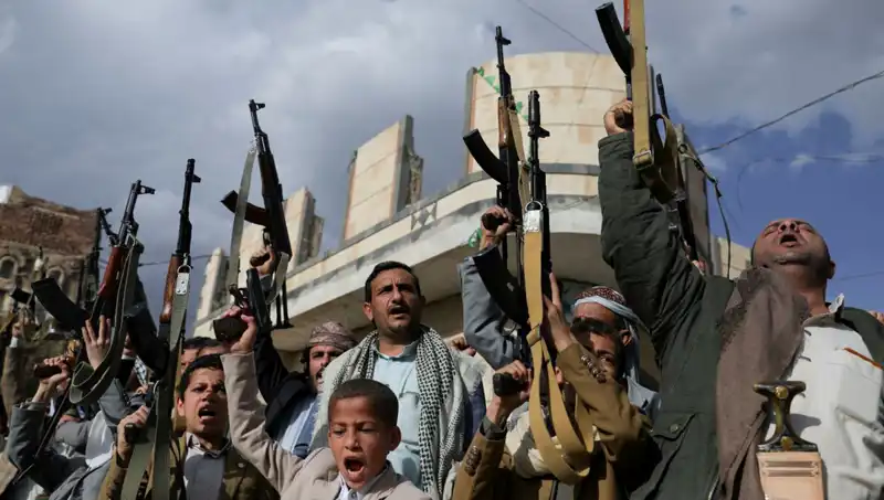 Husiler Yemen'de Kara Harekatına Hazırlandığını Açıkladı: ABD İddiaları Ne Anlama Geliyor?