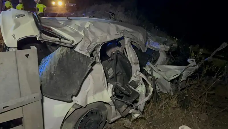 Ters Şeride Dalan Otomobilin Tankerle Çarpışması: Feci Kaza