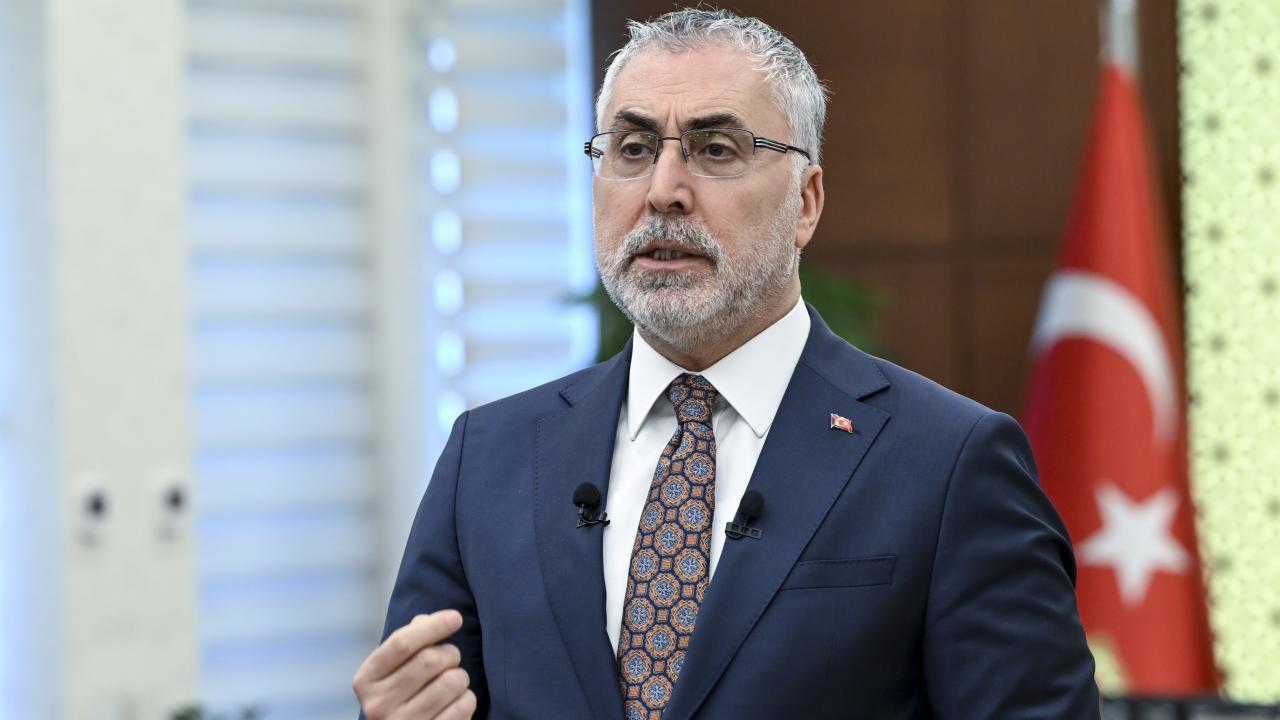 Bakan Işıkhan: Asgari ücrette iyileştirme sözü