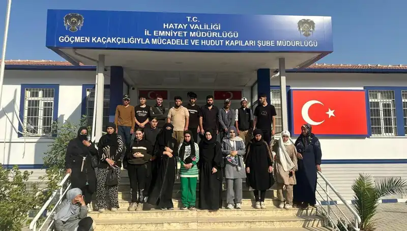 Minibüste Yakalanan 24 Göçmenin Dramı: Sınırdaki Tehlikeler