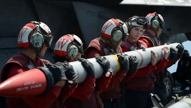 Amerikan Füzeleri Suudi Arabistan’a Gidiyor: Stratejik Bir Adım