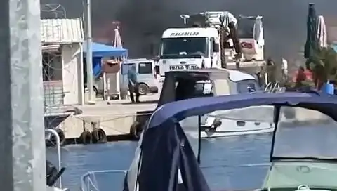 Tuzla Balıkçı Barınağında Patlayan Lastikler, Büyük Yangına Neden Oldu!