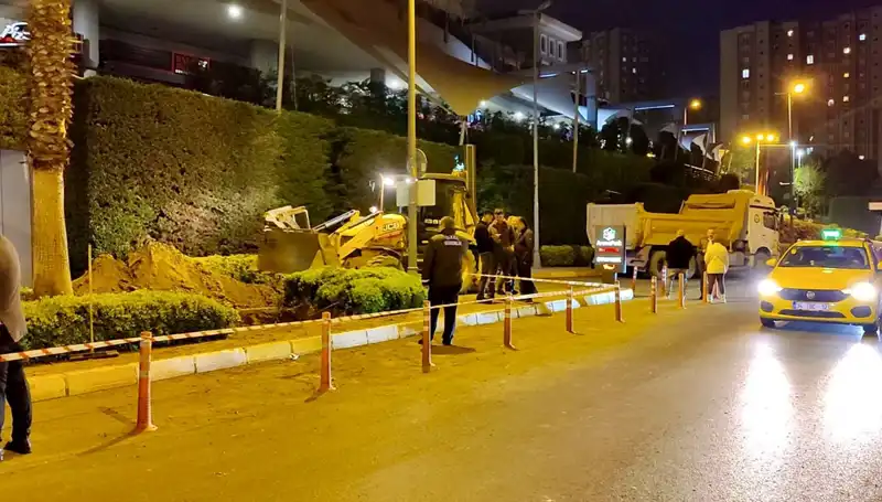 AVM Girişinde Doğalgaz Paniği: Farkında Olmadan Yaşanan Tehlike