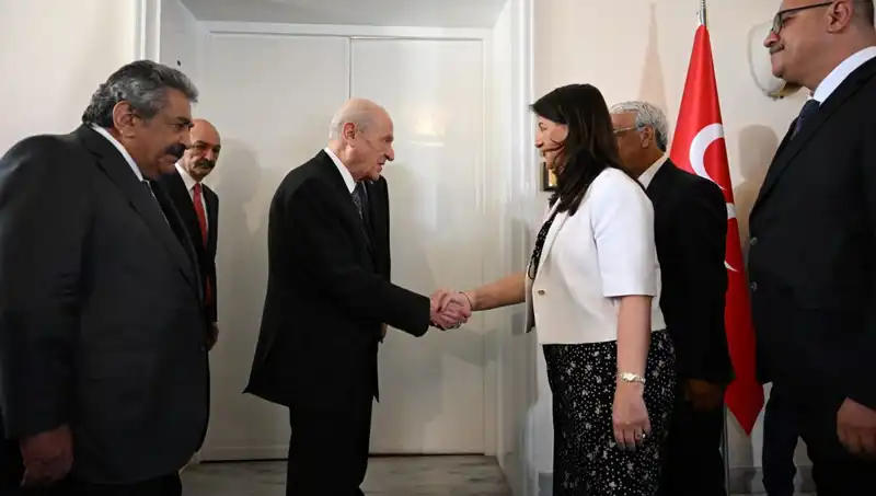 MHP Lideri Bahçeli, DEM Parti Heyetiyle Kritik Görüşmeler Gerçekleştirdi