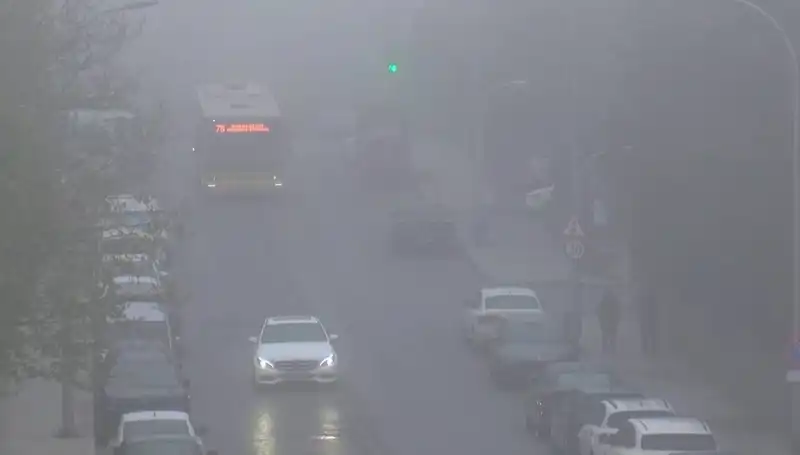 İstanbul’da Sis Etkisi: Görüş Mesafesi Düşüyor, Sürücüler Dikkat!