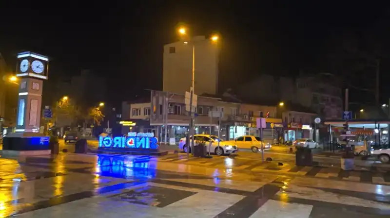 Sındırgı’da 5.1 Büyüklüğünde Deprem: Kaygı ve Merak İç İçe