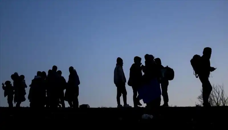Kırklareli'nde 13 Düzensiz Göçmen Yakalandı: Sınır Güvenliği Önlemleri Artıyor