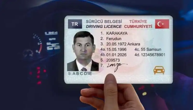 Eski Tip Sürücü Belgesi Sahiplerine Önemli Uyarı: Yenileme Süresi Azalıyor!
