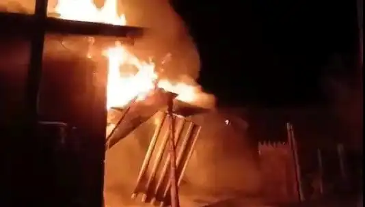 Karabük’tük İki Ev Yangında Kül Oldu: Sebebi Belirsiz!
