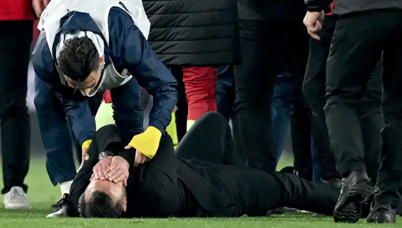 Galatasaray'dan Fenerbahçe'ye: Sporun Şerefine Yapılan Utanç Verici Saldırı