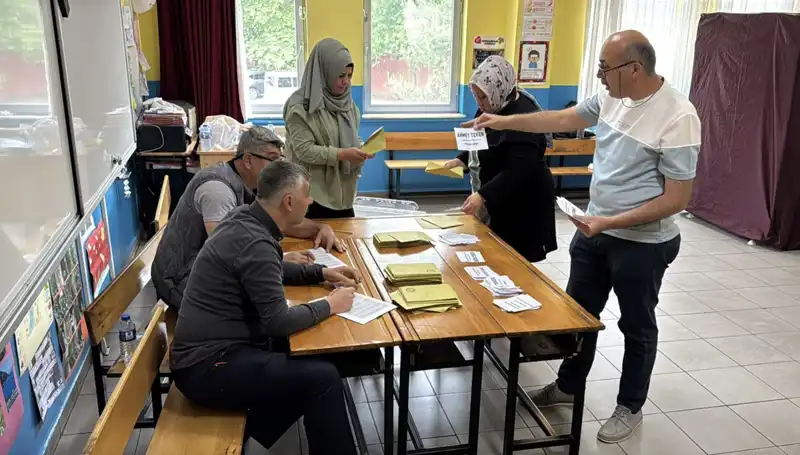 Türkiye'nin 405 Mahallesi ve Köyünde Ara Seçim Heyecanı Yaşandı