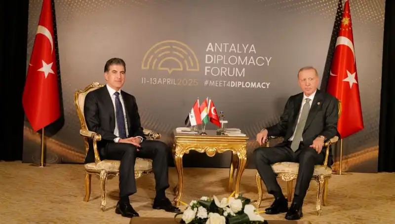 Barzani, Erdoğan ile Çarpıcı Görüşmesini Açıkladı: Stratejik İlişkilerin Geleceği