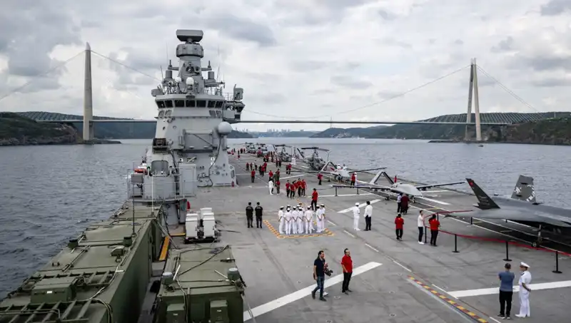 TCG Anadolu, Sarayburnu'ndan Ayrıldı: Yeni Görevine Doğru Yola Çıktı