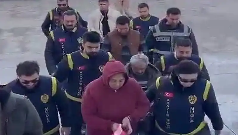 7 Yıl Sonra Ortaya Çıkan Olay: Ölü Bebek ve Çikolata Poşetinin Gizemi