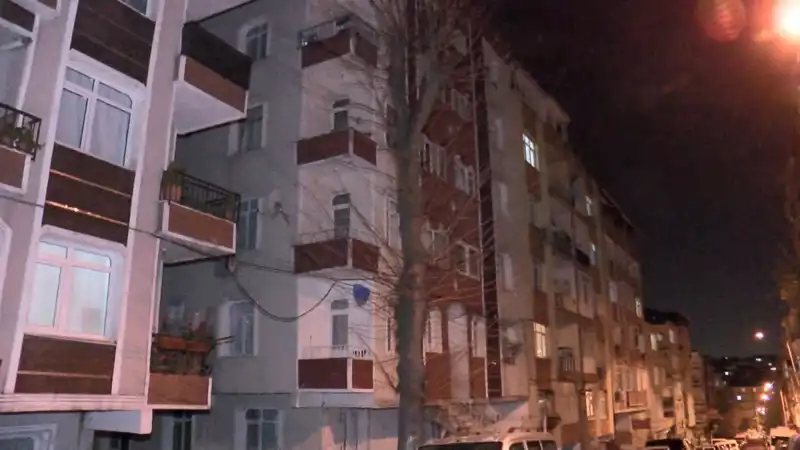Altı Katlı Binada Şok Gelişme: Kolonlardan Gelen Sesler Panik Yarattı!