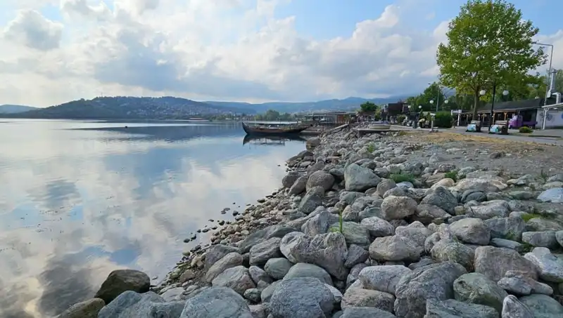 Sapanca Gölü'nde Su Seviyesi Düşüşü: Trafik ve Ekosisteme Etkileri