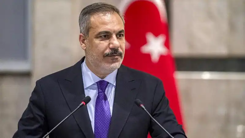 Fidan'dan Financial Times'la Çarpıcı Açıklama: "Cin Şişeden Çıktı"