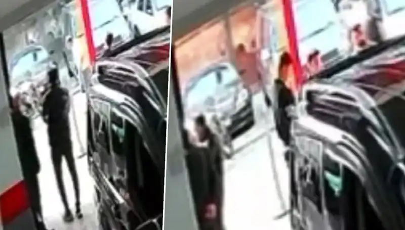 İstanbul'da Galeriye El Yapımı Patlayıcıyla Yapılan Saldırı Korku Yarattı