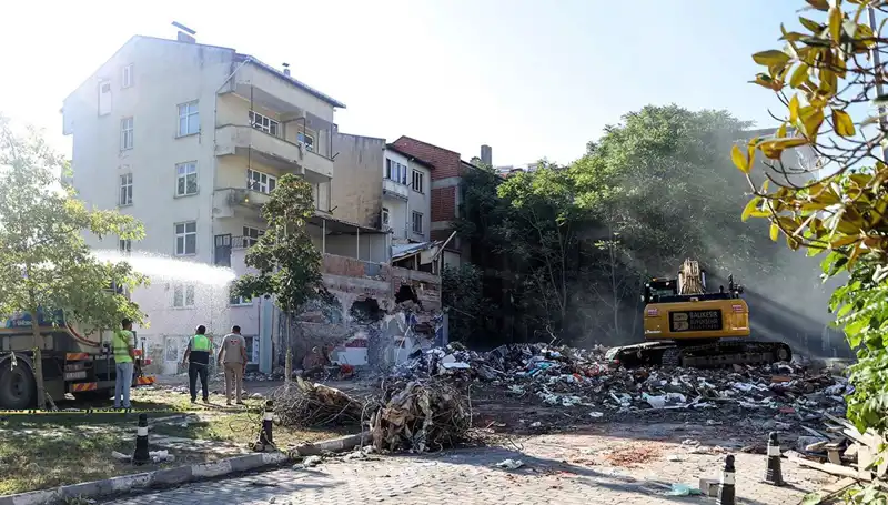 Sındırgı Depremi Sonrası Artçılar Devam Ediyor: Son Sarsıntılar Neler?
