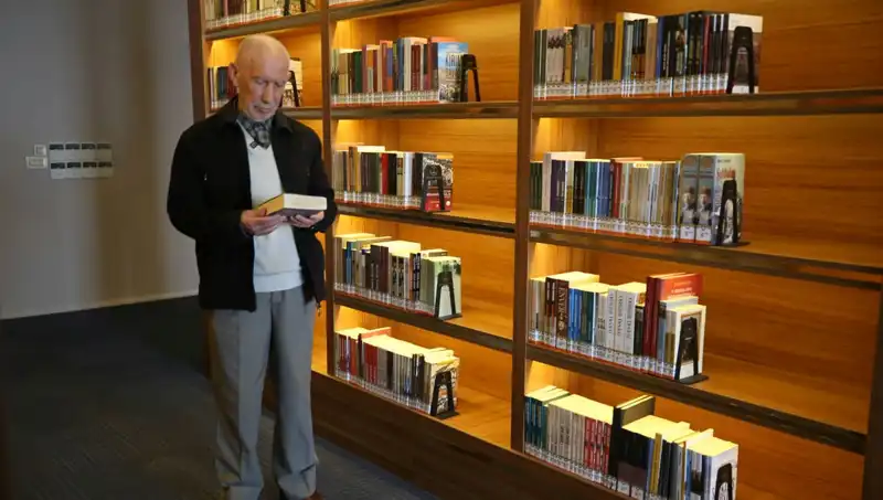 71 Yıldır Süregelen Bir Okuma Tutkusu: 8 Yaşında Başladı