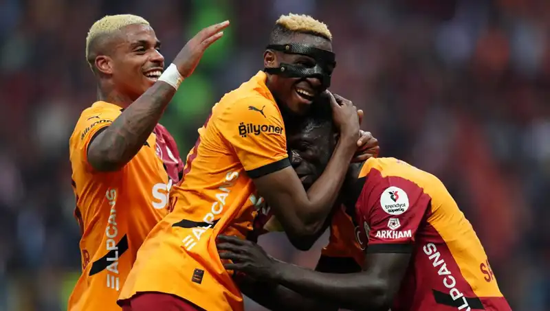 Lemina'dan Osimhen'e Destek Mesajı: Kararına Saygı Duymalıyız