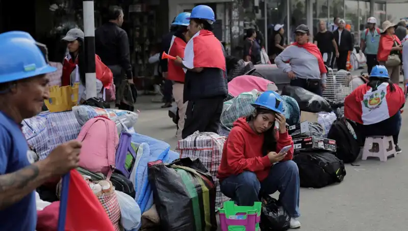 Peru'da Madencilik Krizi: Sokakların Toz Dumanı İçinde Haykırışlar