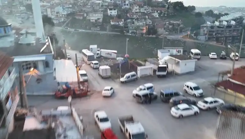 İzmir'de Tarihi Operasyon: 99 Gözaltı ile Yapılan Suç Çetelerine Darbe