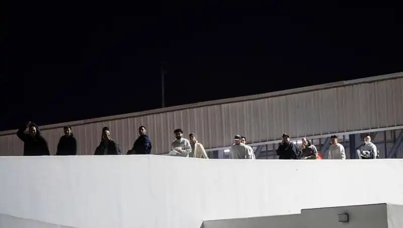 Düzensiz Göçmen Operasyonu: İki İl'de 100'den Fazla Yakalama