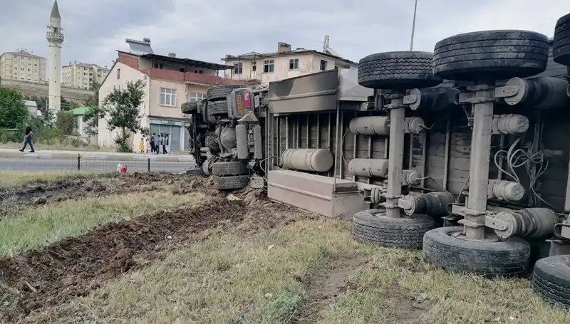 Erzurum'da Freni Boşalan TIR Faciası: Olayın Gölgesinde Kalanlar